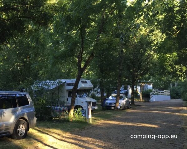 Camping Ô P'tit Marais ***