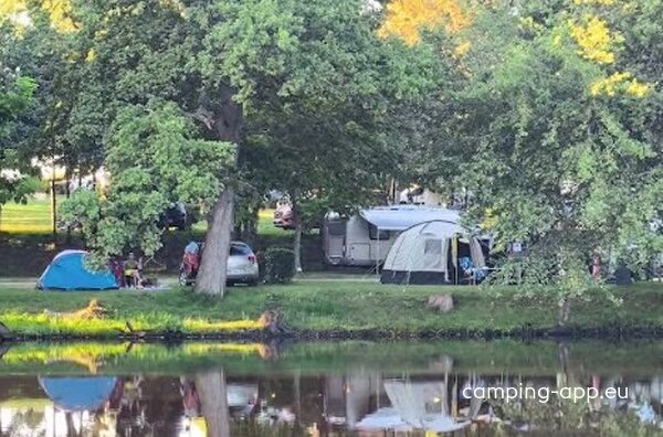 Camping Le Deffay ***