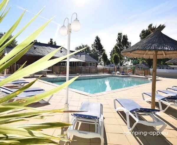 Domaine Mon Calme - Camping & Appart Hôtel *** — Photo 2