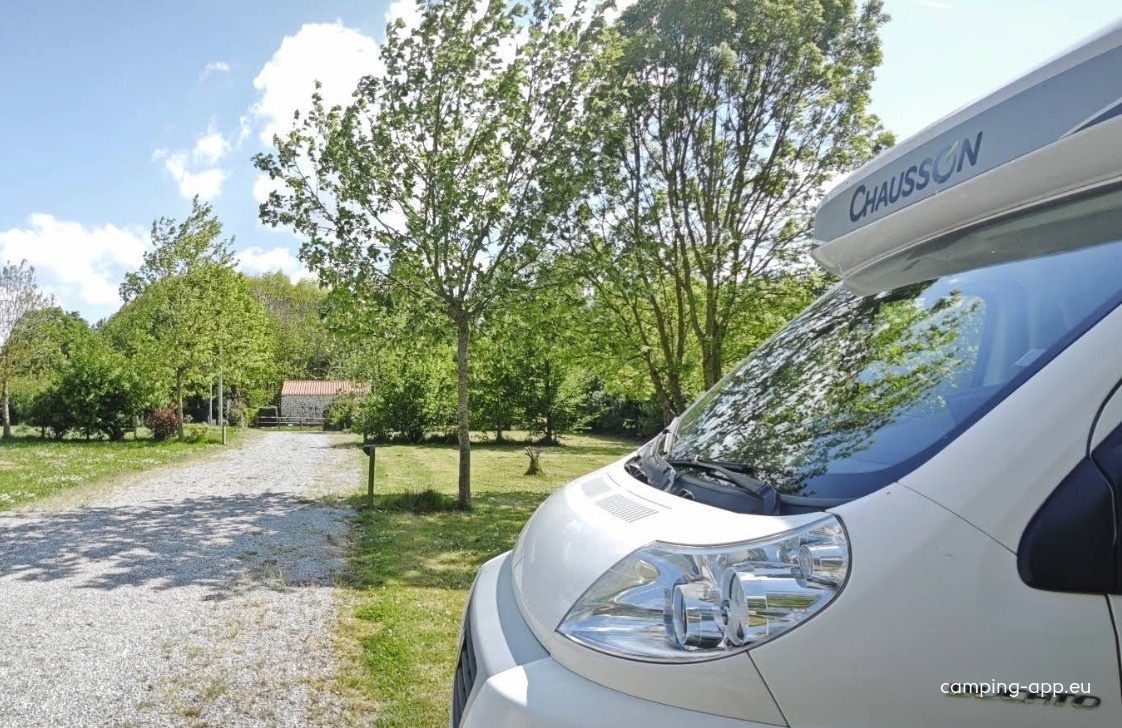 Capkala Gîte et Camping — Campingplads in Aizenay