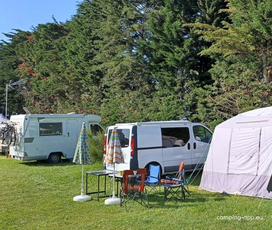 Camping naturel les Gâts — Camping Site in La Barre-de-Monts