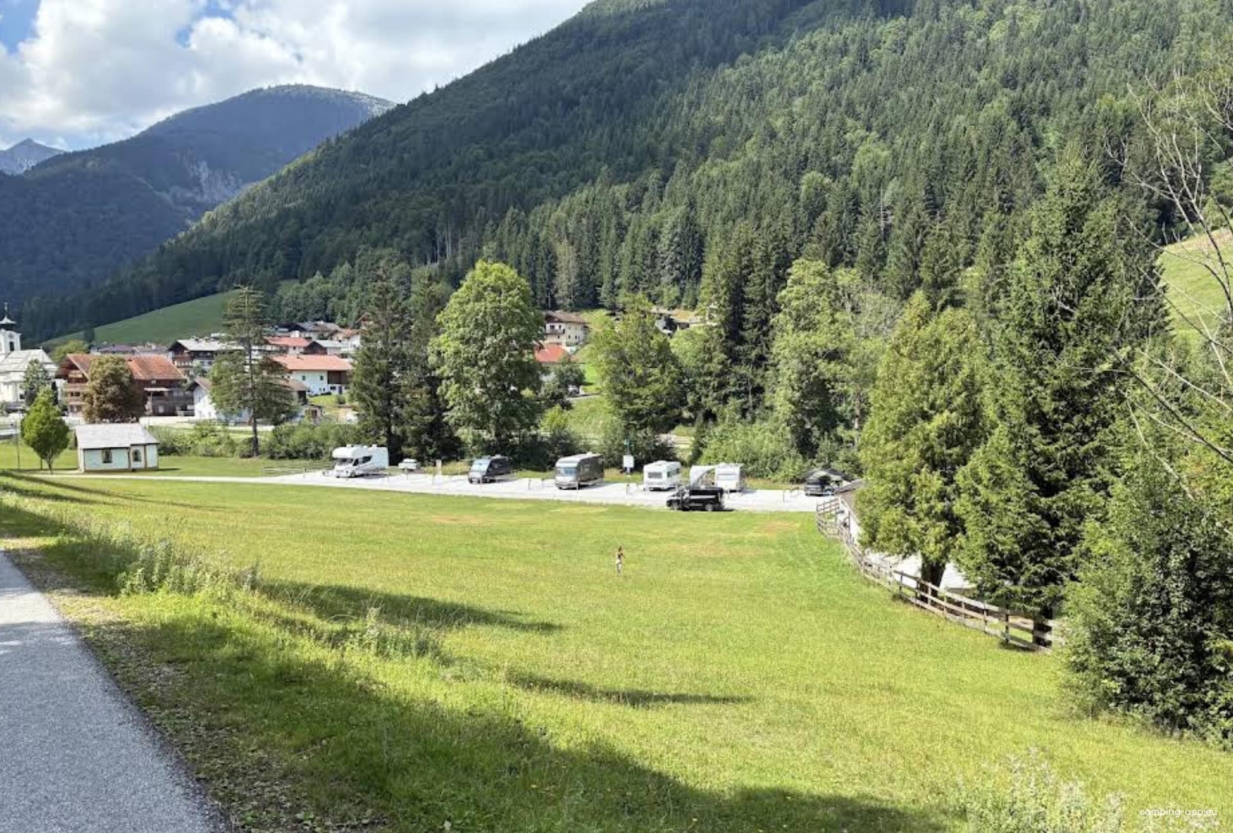 Almdad Landl — Camperplads in Landl