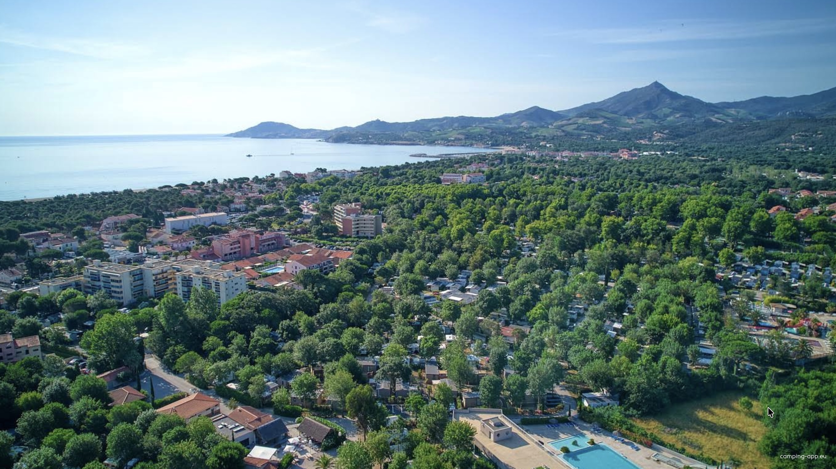 Les Pins - Argèles sur mer — Camping Site in Argelès-sur-Mer