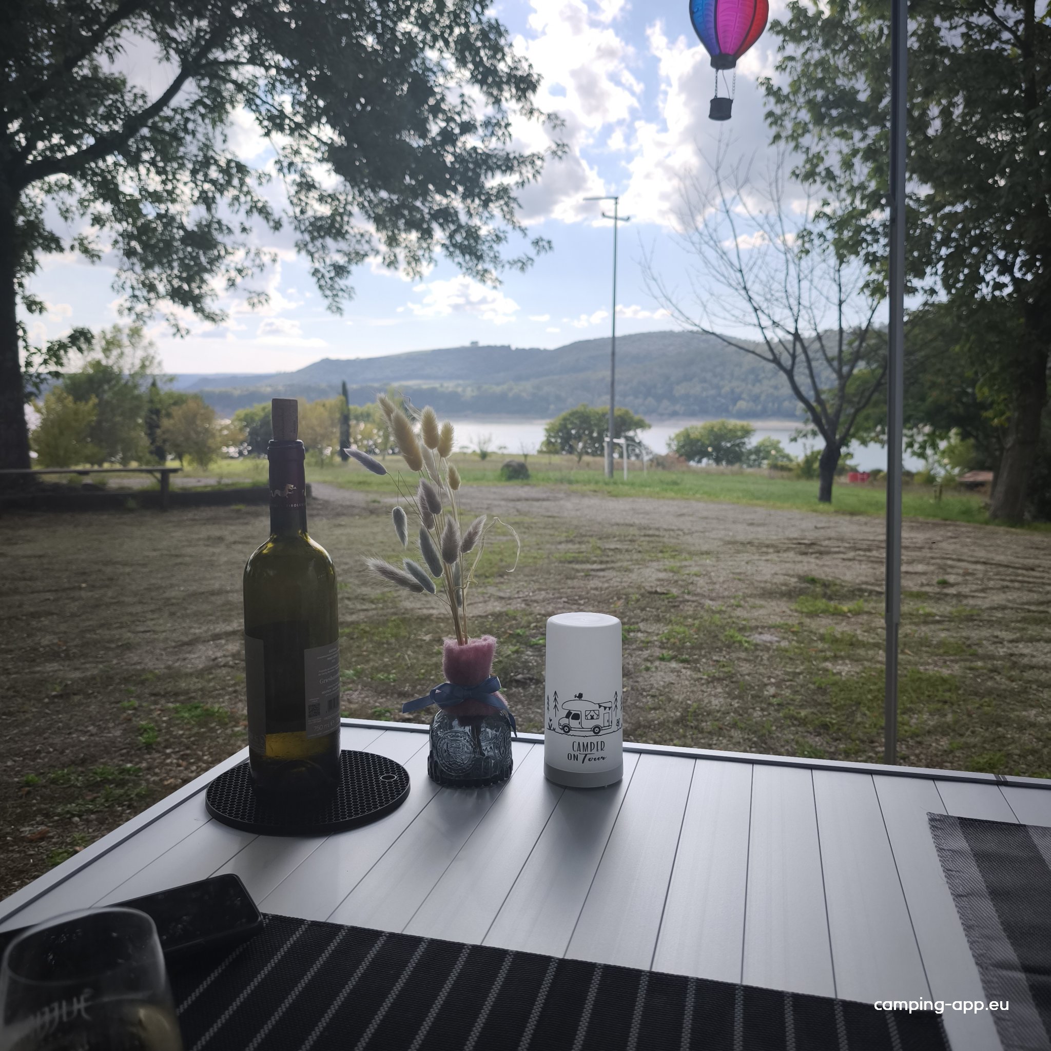 Salviano Village — Campingplass in Baschi