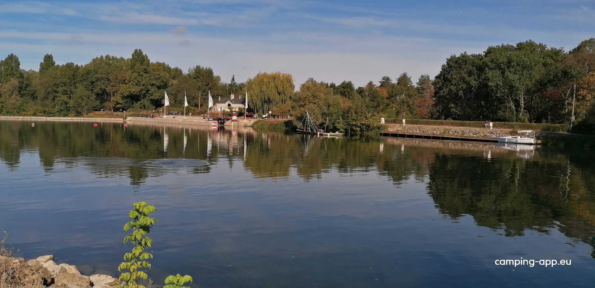 Camping Municipal de l'Ecluse — Cámping in Chisseaux