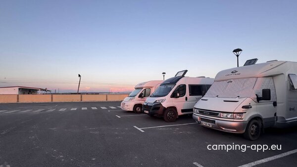 Area de Autocaravanes