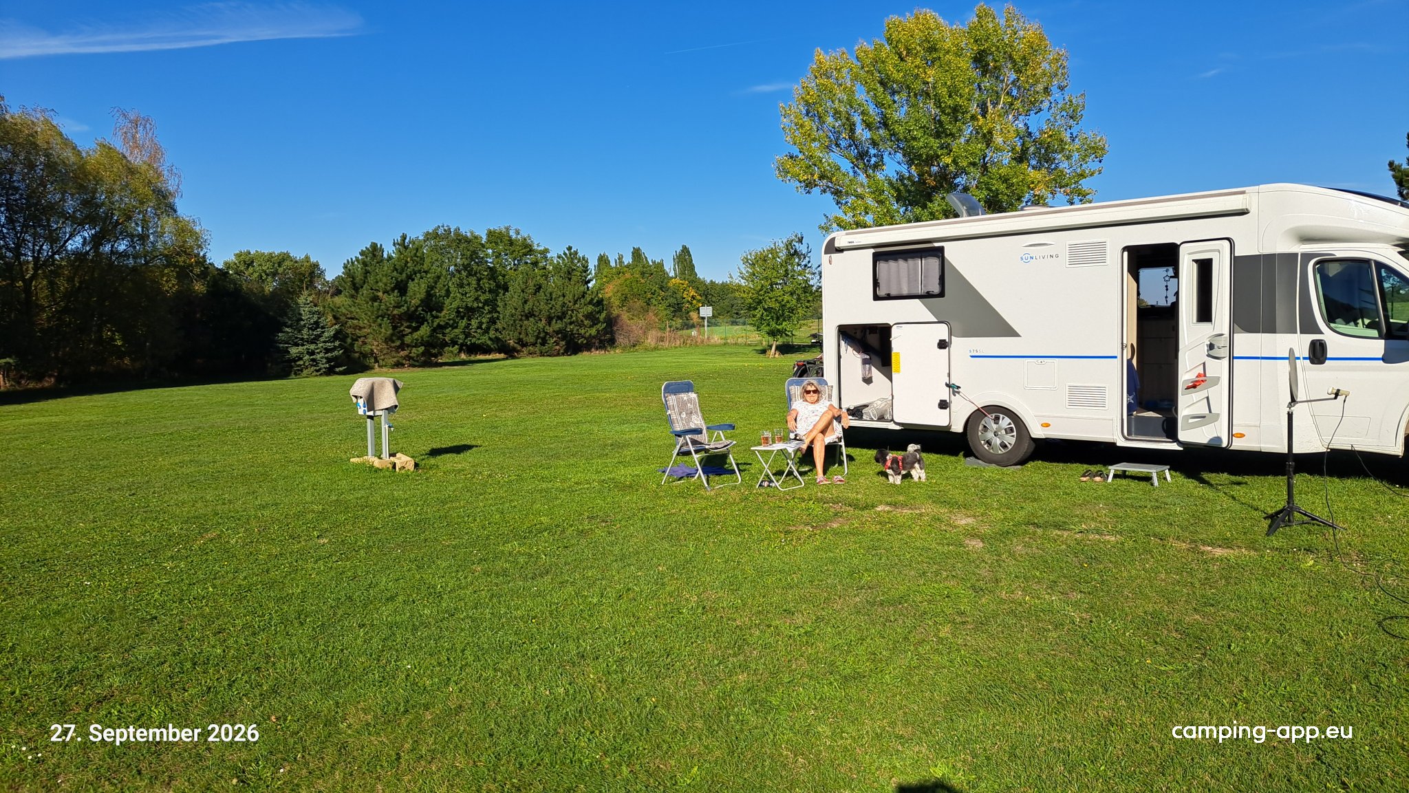 Stellplatz PETRA — Campervan Site in Květnice