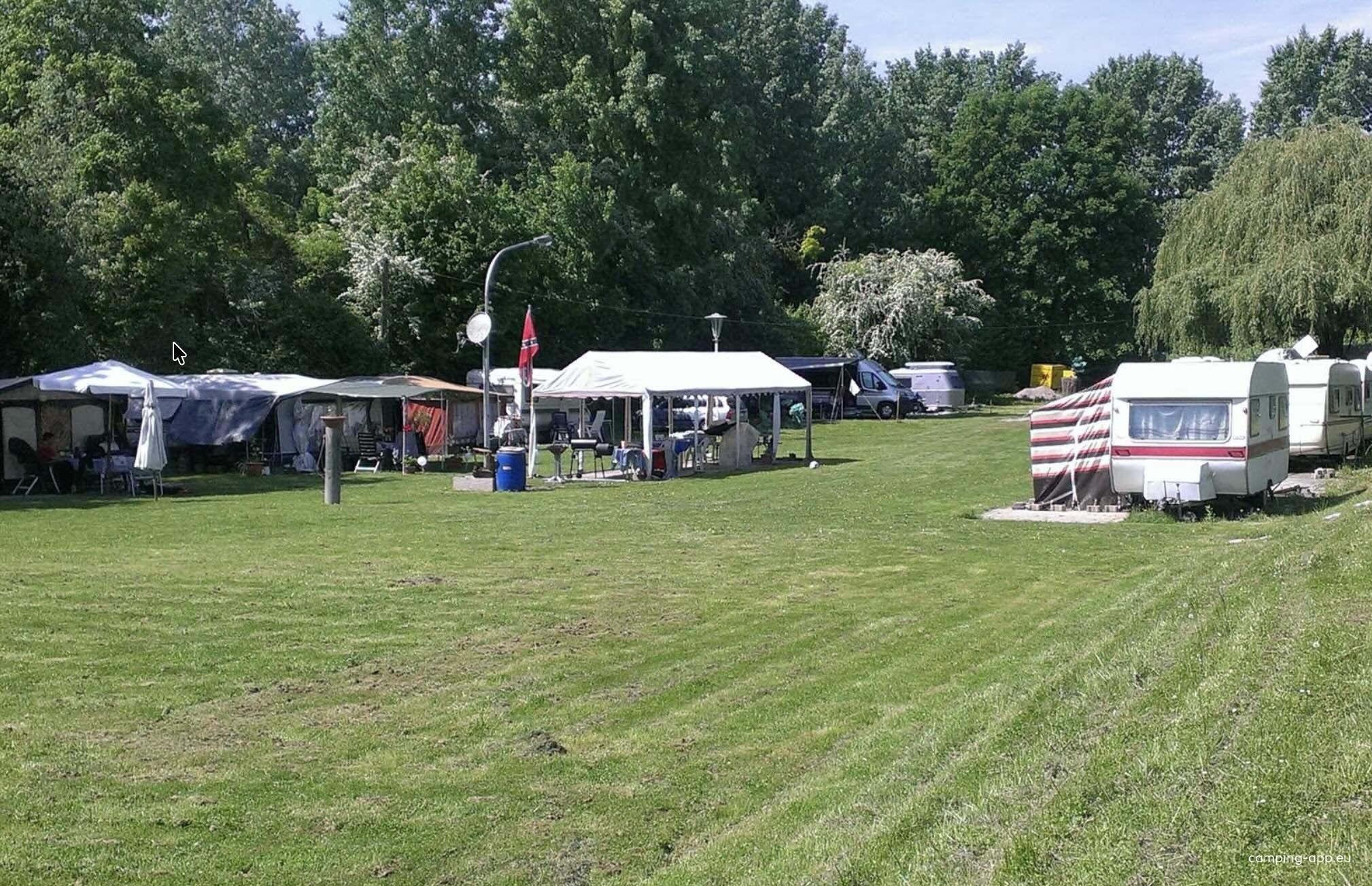 Kanu  Verein Worms — Area da campeggio in WO