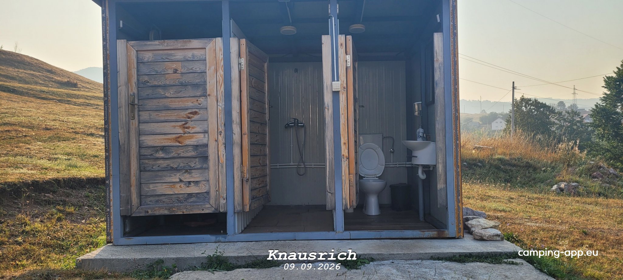 Kamp Parkiraliste Kujovic — Foto 2