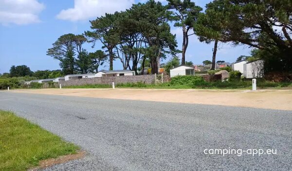 Camping- Car Park Perros- Guirec — Zdjęcie 3
