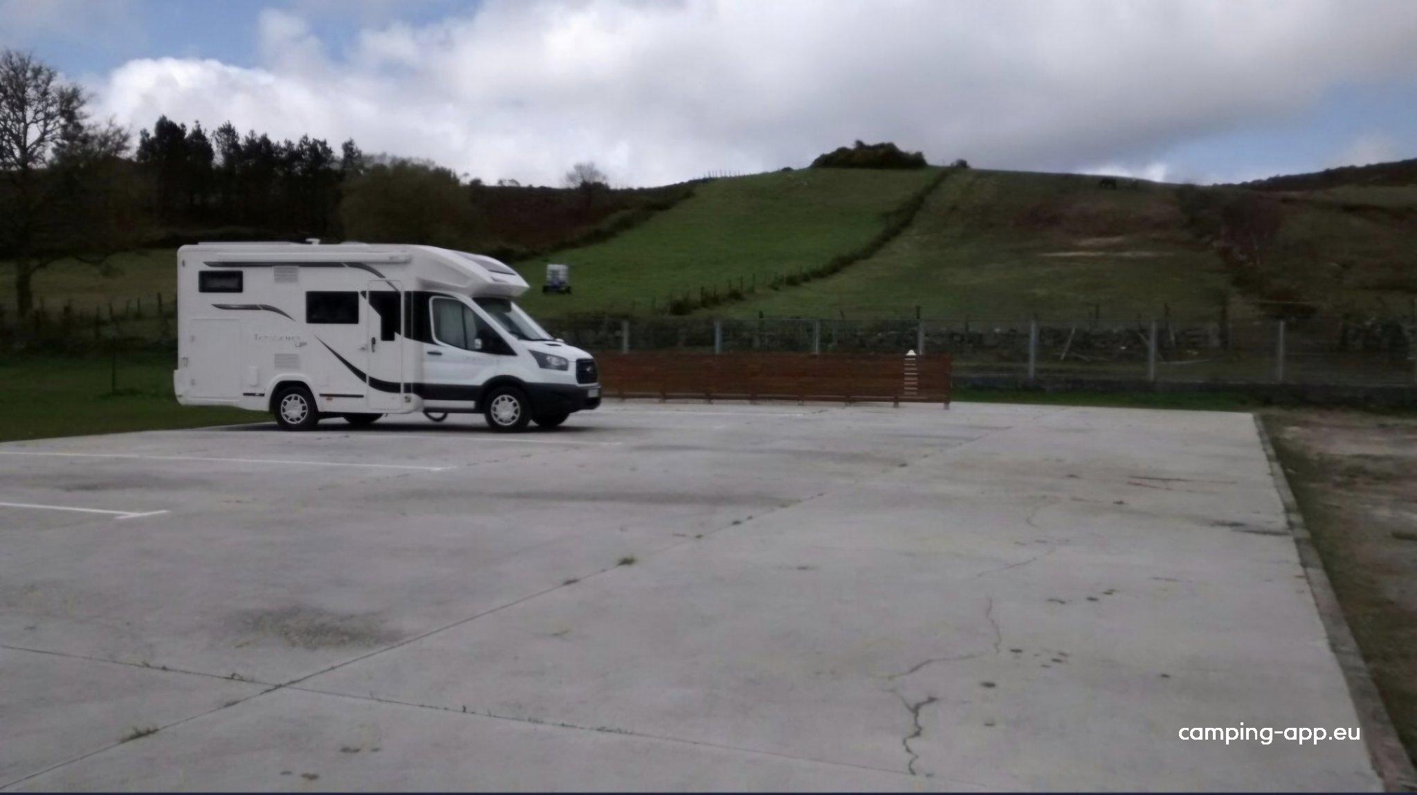 Area de servicios para autocaravanas — Fotoğraf 2