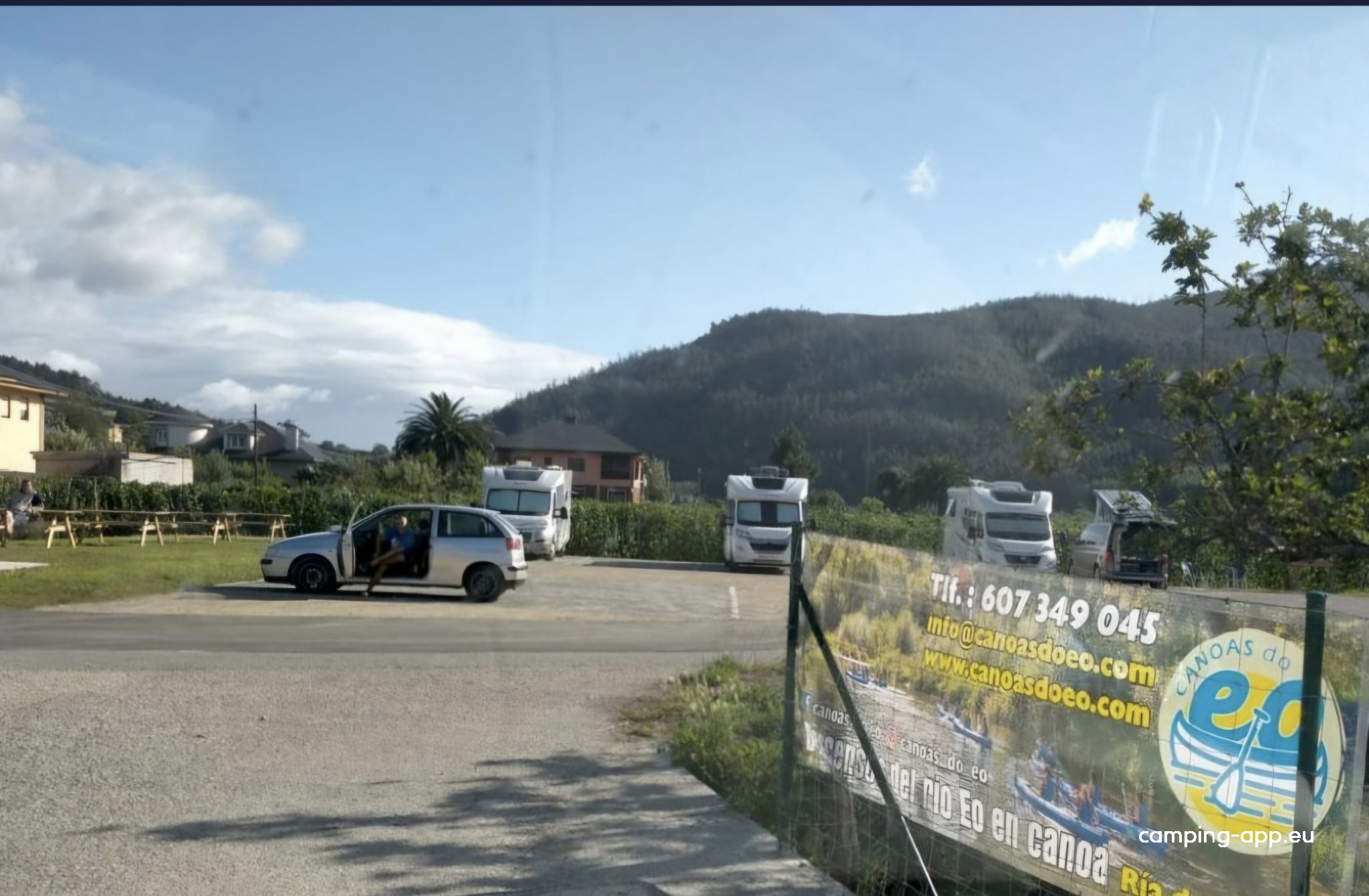 Área de autocaravanas Ría de Abres — Photo 3