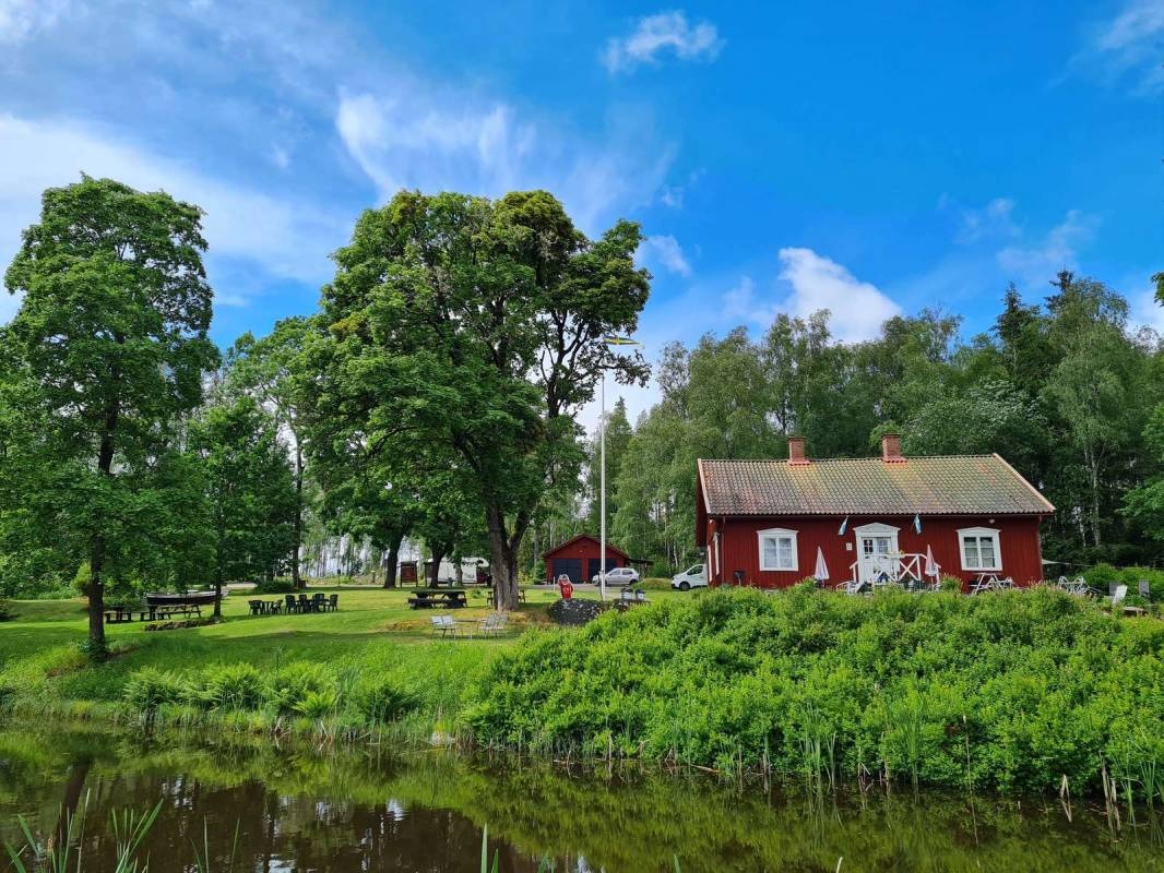 Bjurbäckens slussar — Camperplads in Bjurbäcken