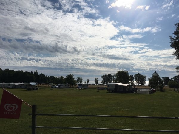 Breviks Camping & Ställplats — Місце для кемпінгу in Karlsborg