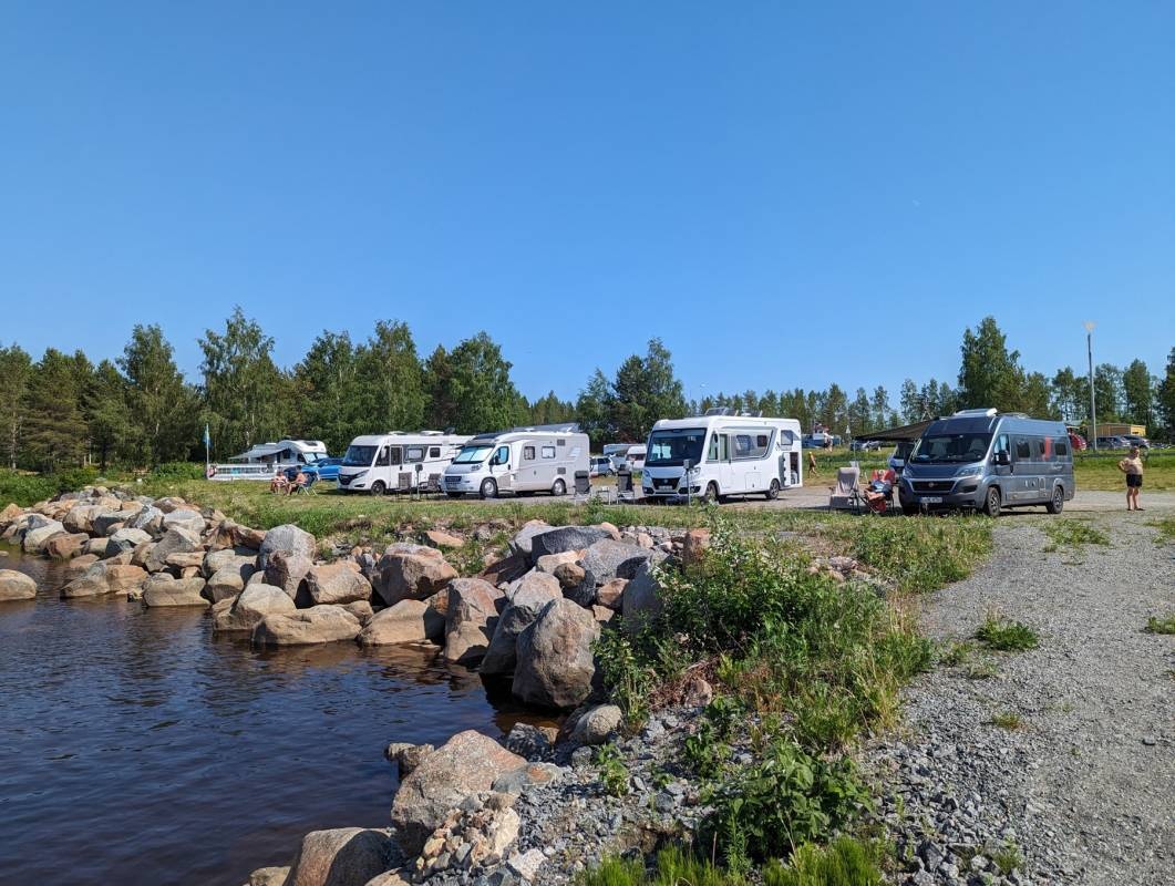 Haparandahamn — Sp. parking dla kamperów in Nikkala