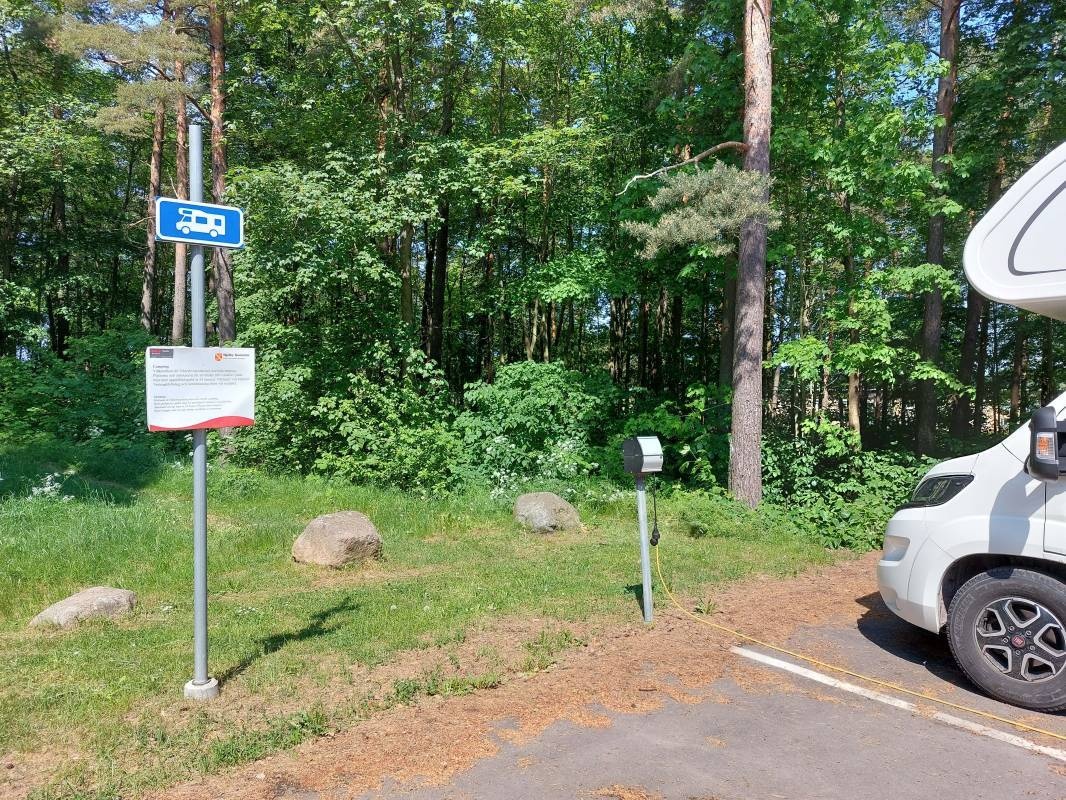 Väderkvarnsbacken — Sp. parking dla kamperów in Skänninge