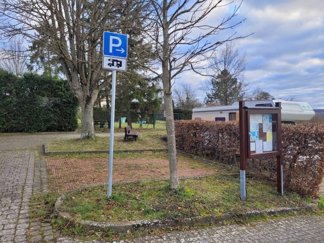 Stellplatz  Schwabenheim an der selz — Ställplats in Schwabenheim an der Selz