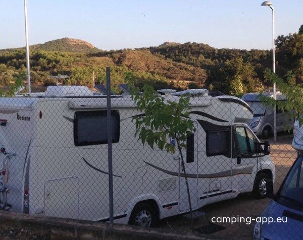 Stellplatz Huesca — Foto 3