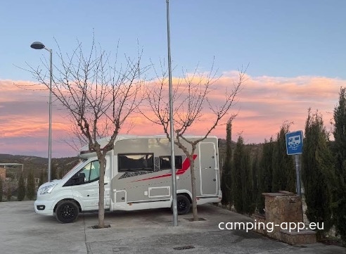 Stellplatz Huesca — Stellplatz in Huesca
