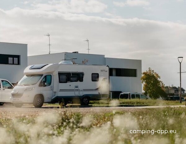 Stellplatz La Múnia — Foto 2