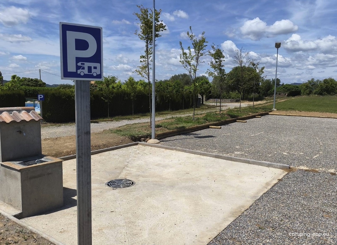 Stellplatz Lascuarre — Campervan Site in Lascuarre
