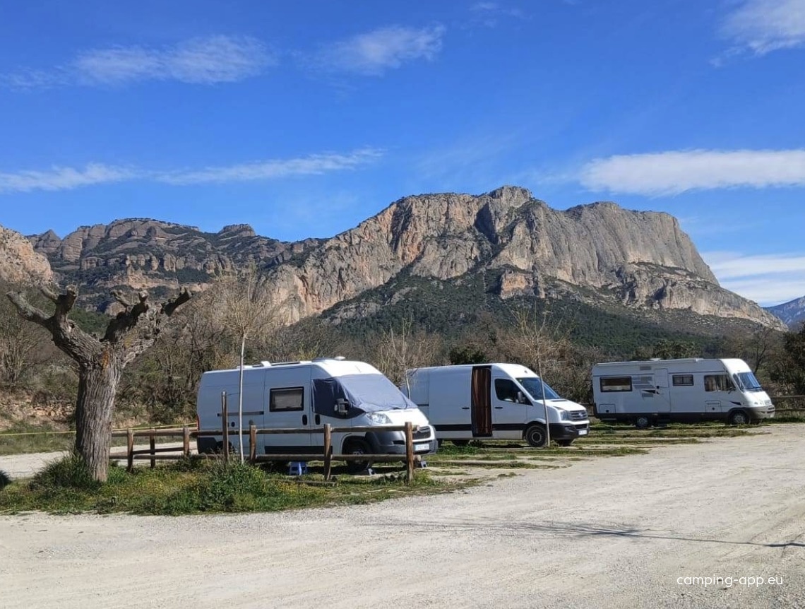 Stellplatz Peramola — Campervan Site in Peramola