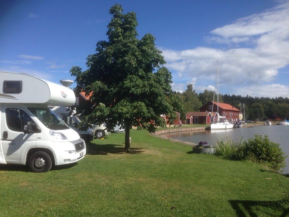 Lyrestads Gästhamn — Camperplads in Lyrestad
