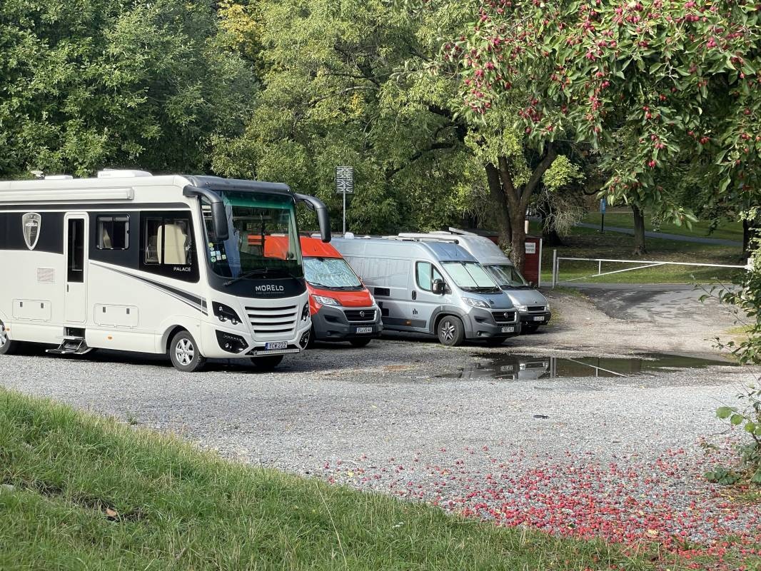 Tantolundens Husbilscamping — Ställplats in Stockholm