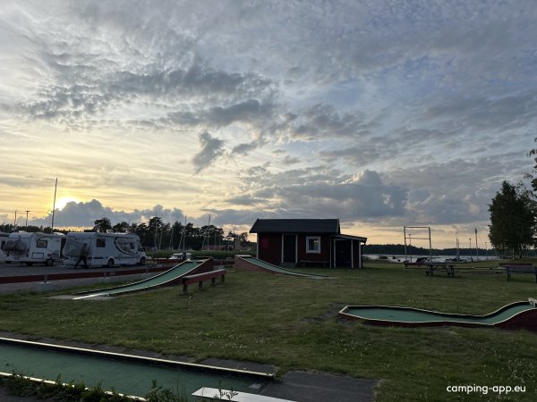 Stellplatz Yachthafen Spiken — Zdjęcie 6
