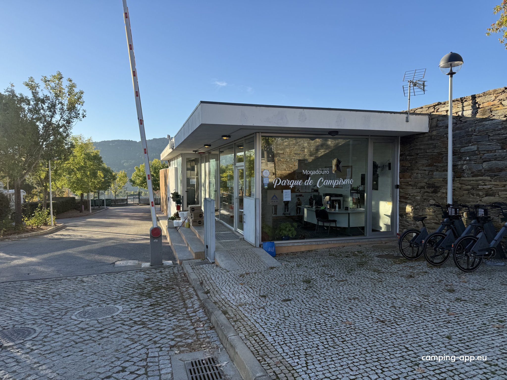 Parque Campismo de Mogadouro — Foto 4