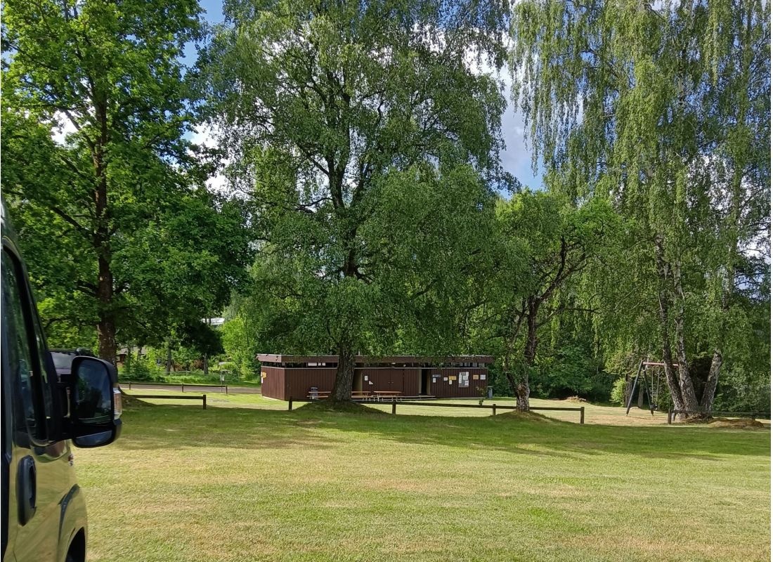 Häljanäs Camping — Ställplats in Häljanäs
