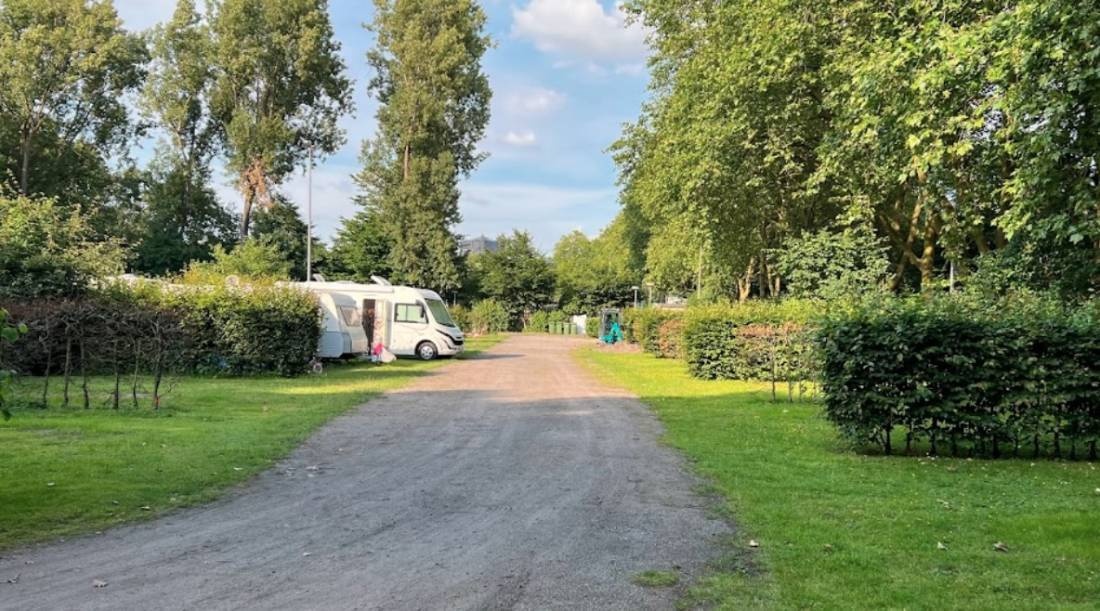 Stellplatz am Kaisergarten — Area di sosta in Oberhausen