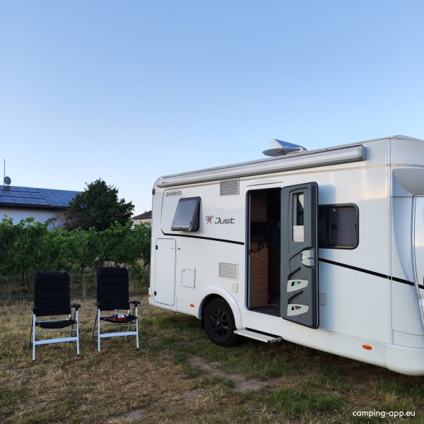 Stellplatz am Weingut Schäfer — Foto 3