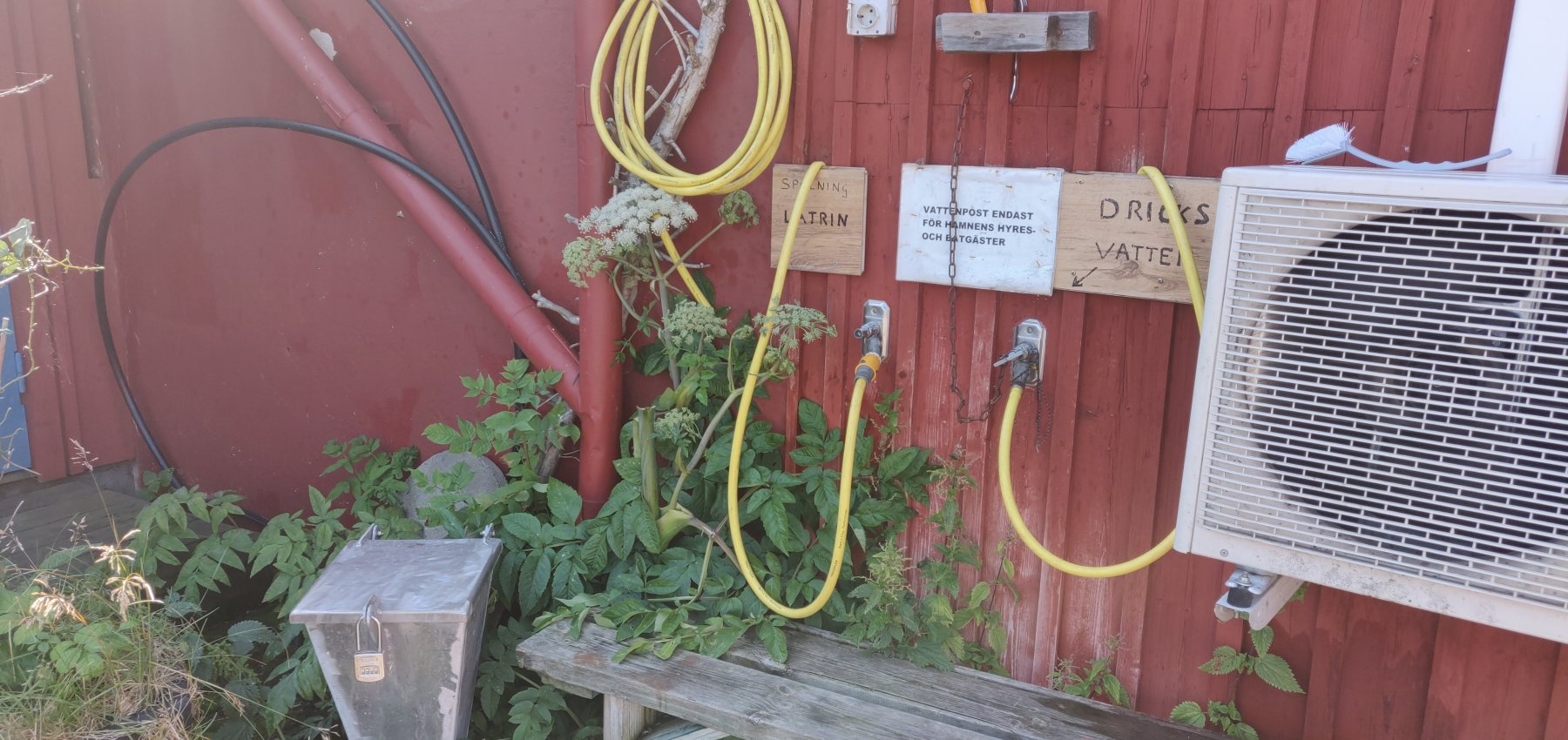 Grisslehamn Fiskehamn — Sítio para autocaravanas in Grisslehamn