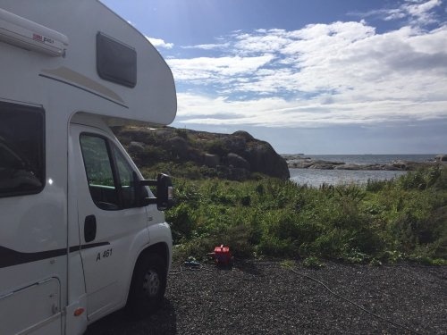 Fotö Hamn — Camperplads in Fotö
