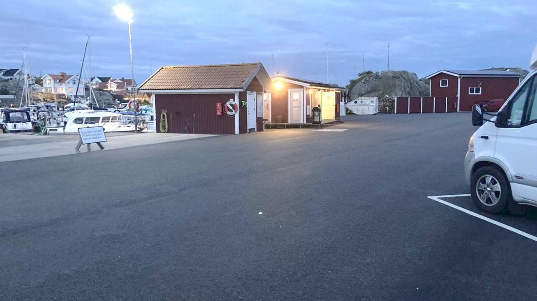 Fotö Hamn — Bobilplass in Fotö