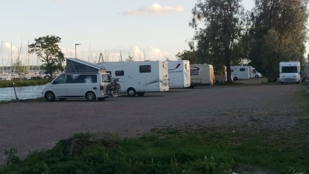 Västerås Cable Park / Hamn — 露营车营地 in Västerås