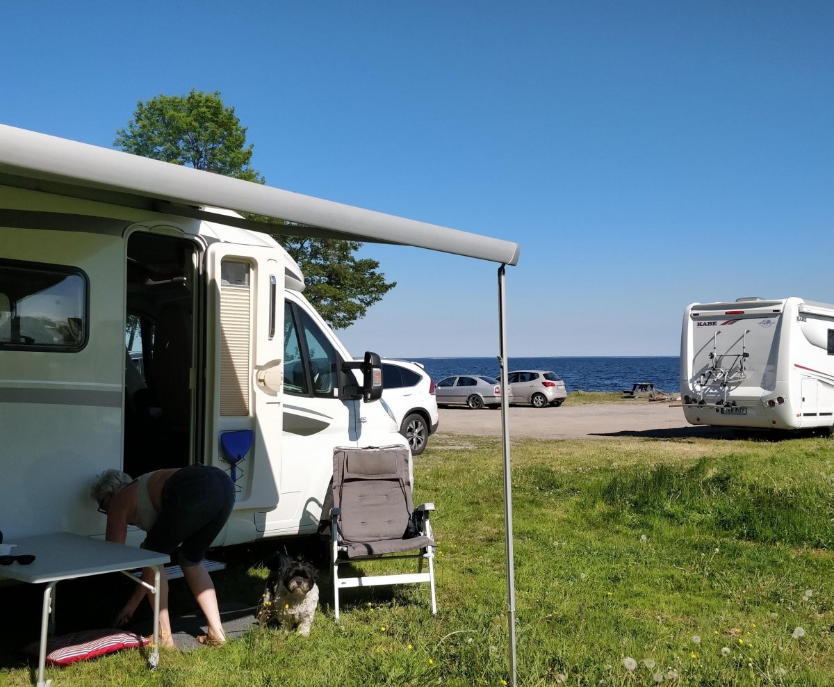 Gudinge hamn — 露营车营地 in Skärplinge