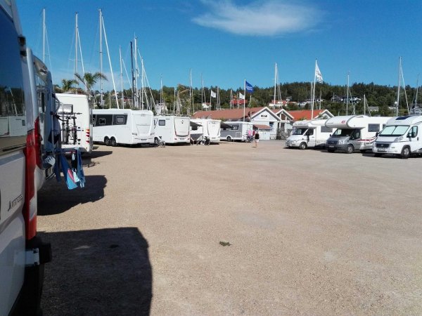 Henåns Ställplats — Photo 2