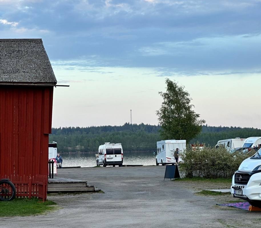 Västra Kajen Camping — Cámping in Piteå