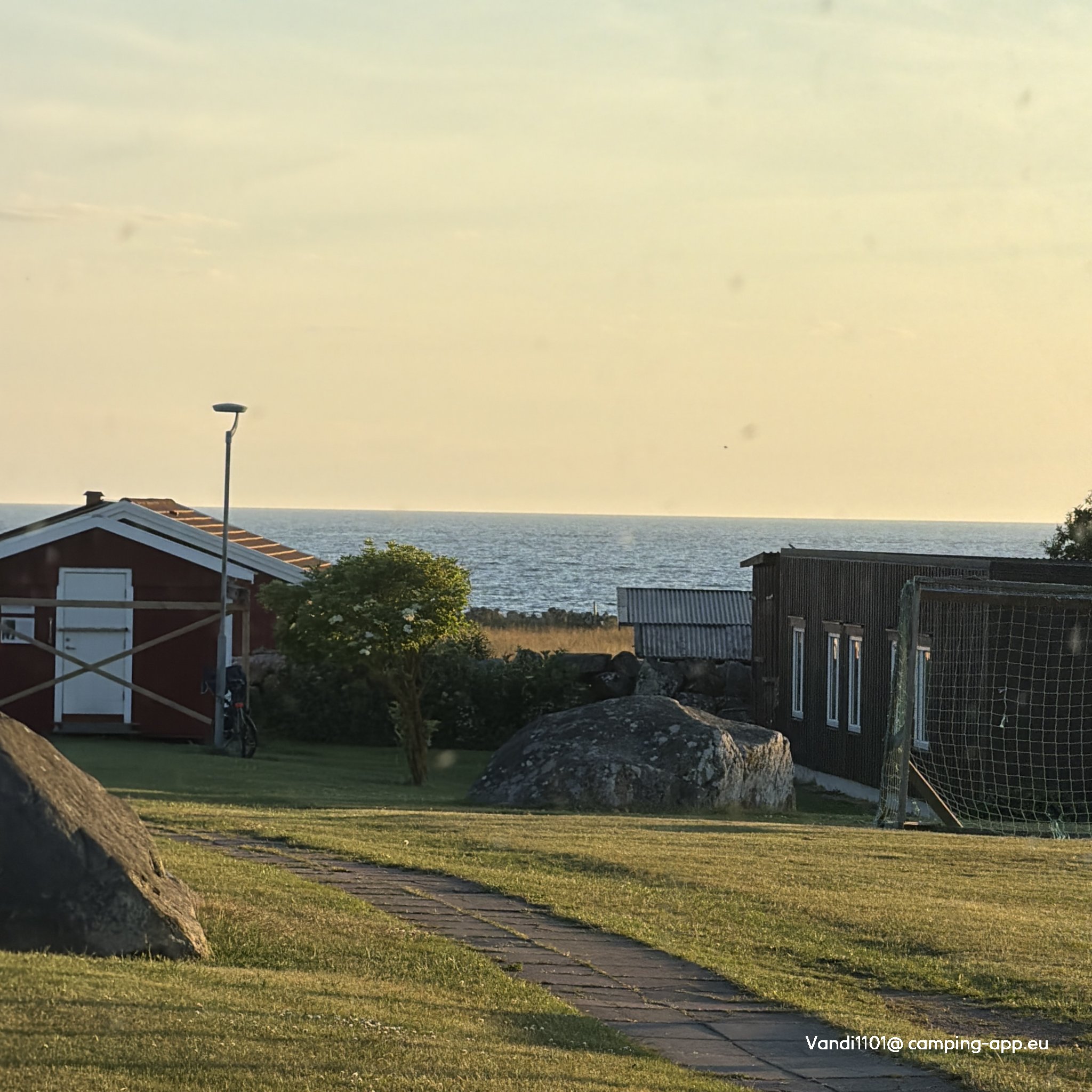 Ställplats Strandgården — Foto 2