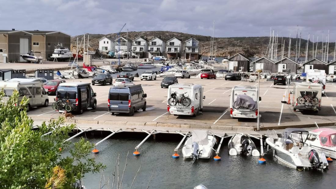 Marina Mossholmen — Camperplads in Bleket