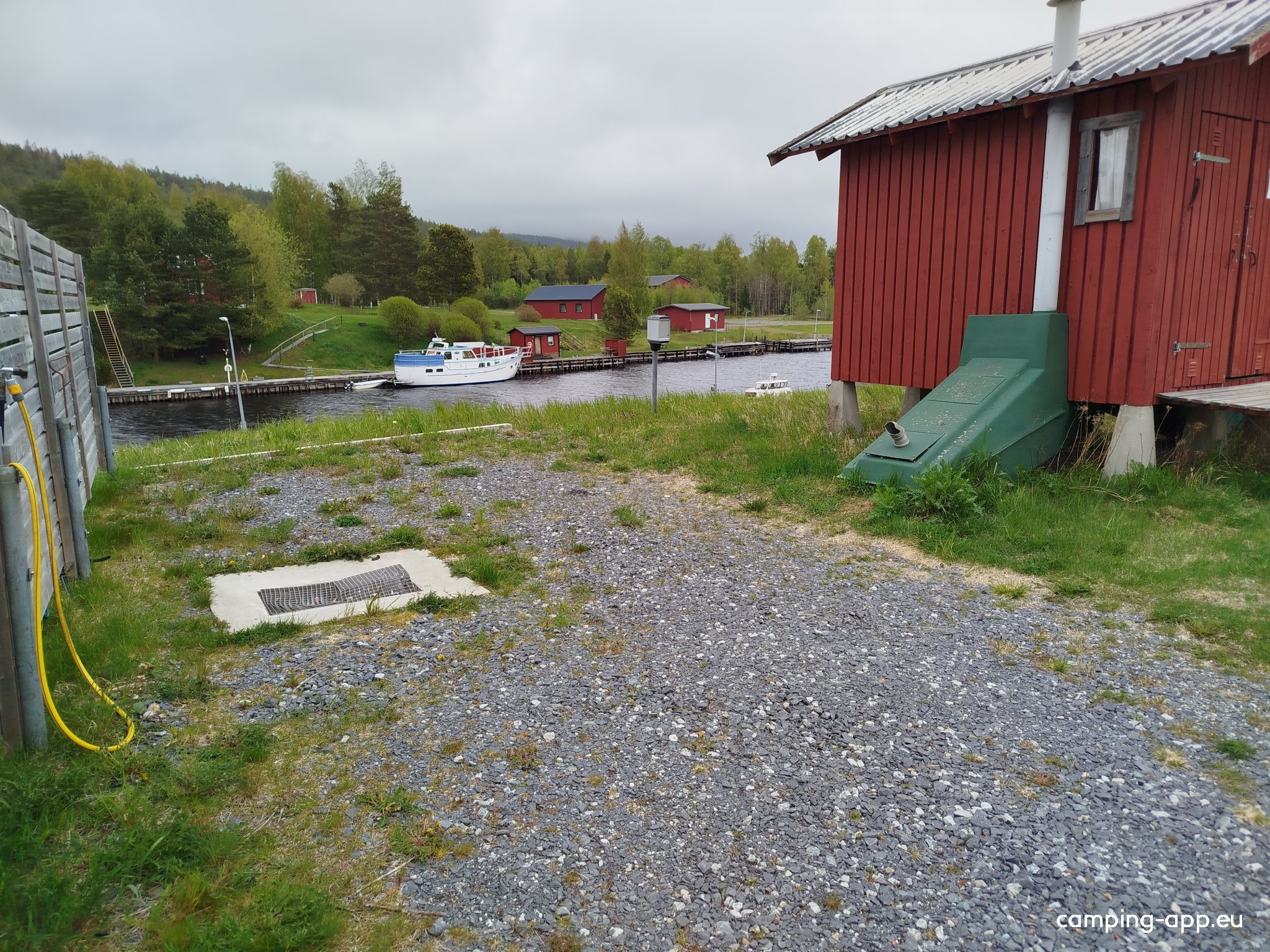 Yachthafen Köpmanholmens — Aire camping car in Köpmanholmen
