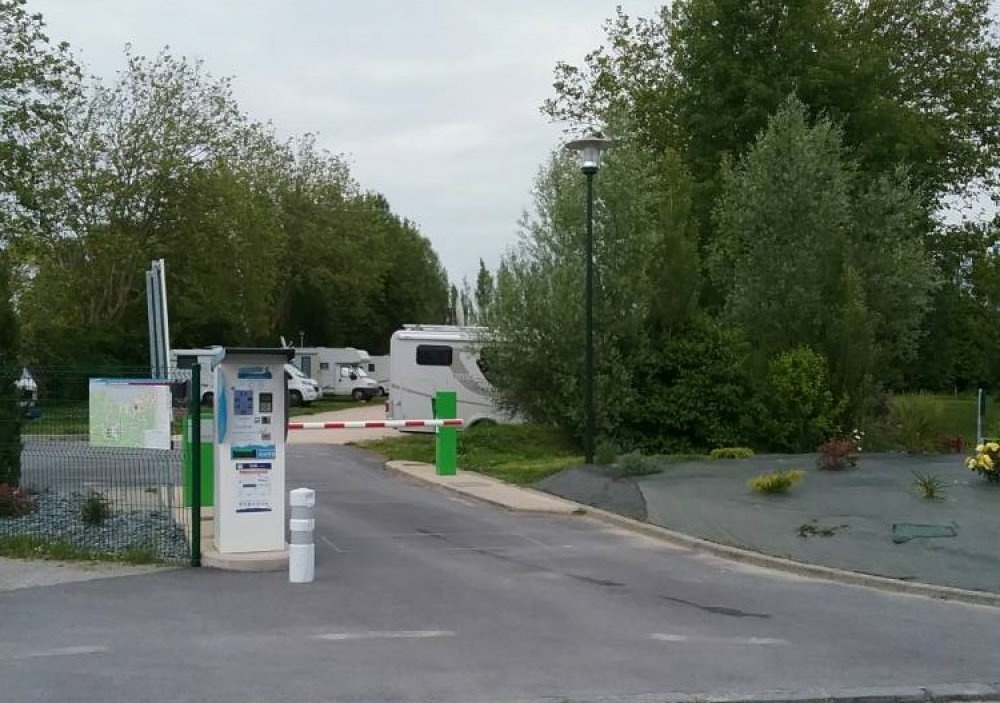 Stellplatz Le Vivier sur Mer — Camperplaats in Le Vivier sur Mer