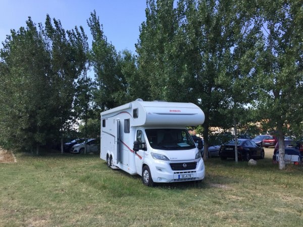 Aire de Sérignan les Plages — Campervan Site in Serignan