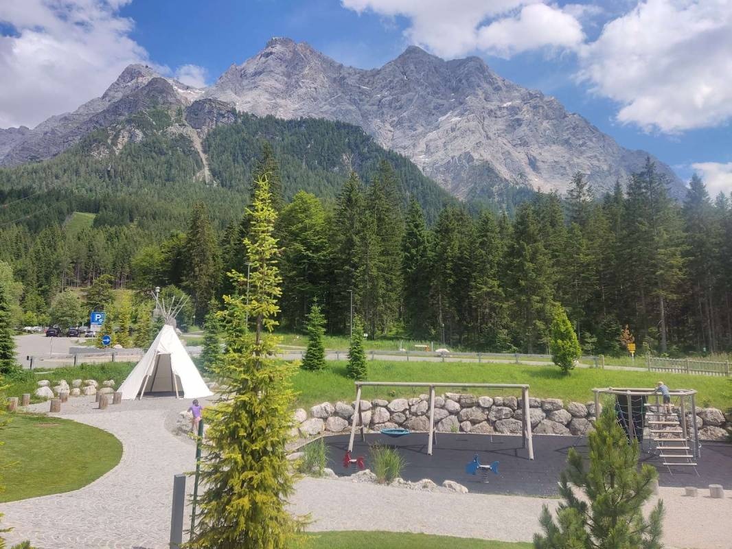 Zugspitz Resort ***** — Camping in Ehrwald