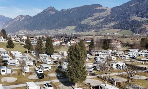 Natürlich Hell. Camping & Aparthotel — Photo 4