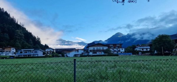 Natürlich Hell. Camping & Aparthotel — Photo 3