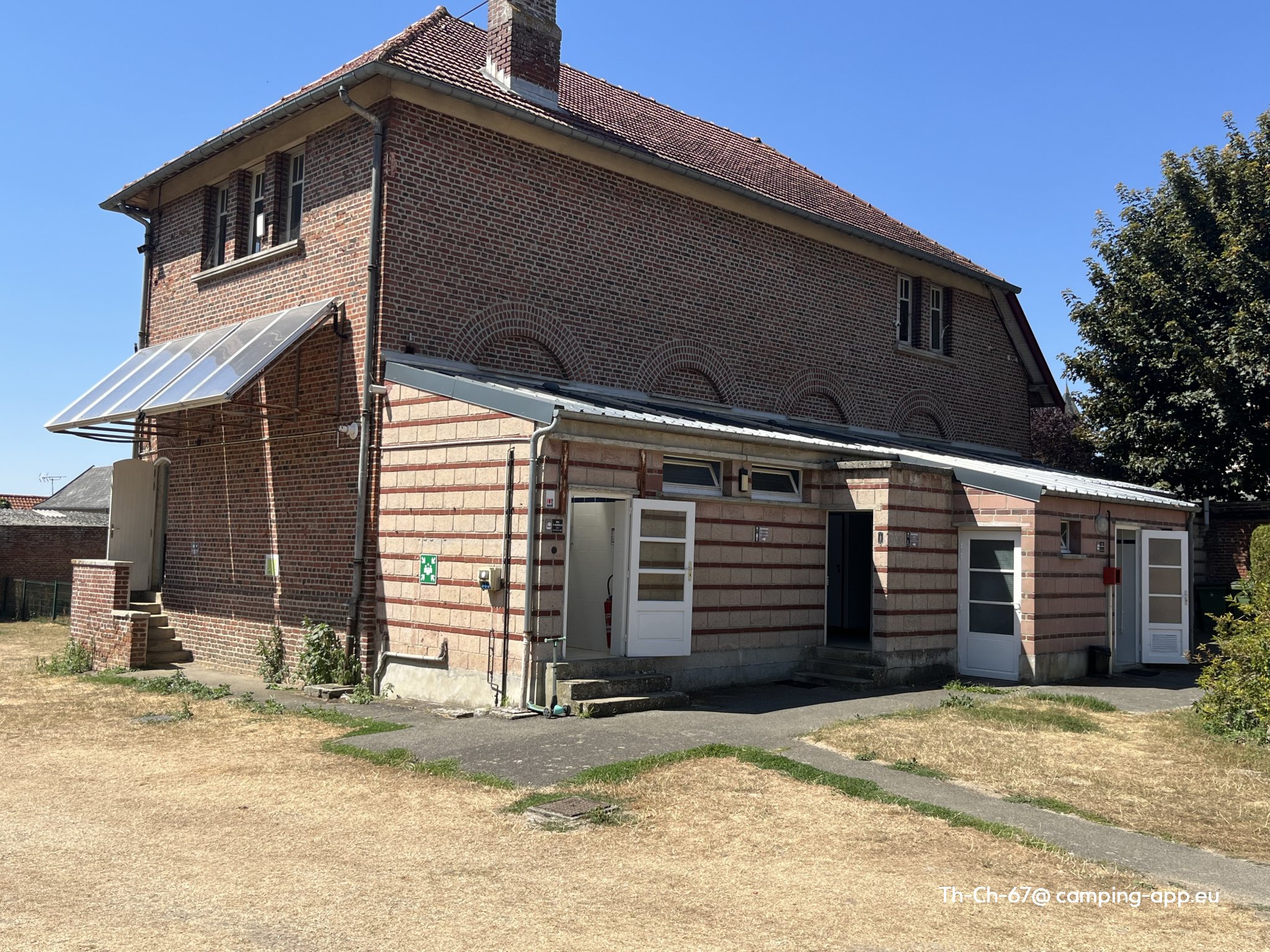 Camping du Château ** — Foto 3
