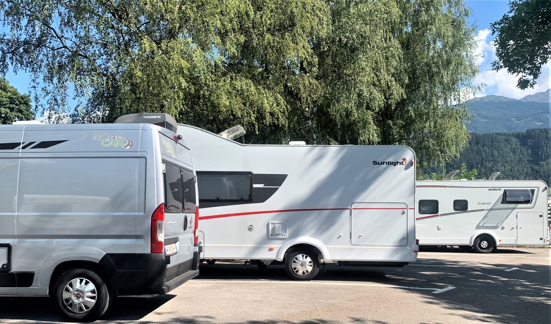 Winter-Wohnmobil-Park Hall — Area di sosta in Hall